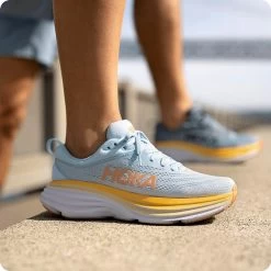 Hoka Bondi 8 Wide Hardloopschoenen Dames - Zwart / Wit -Sportschoenenwinkel hoka bondi 8 wide running shoes women2 1569638 1